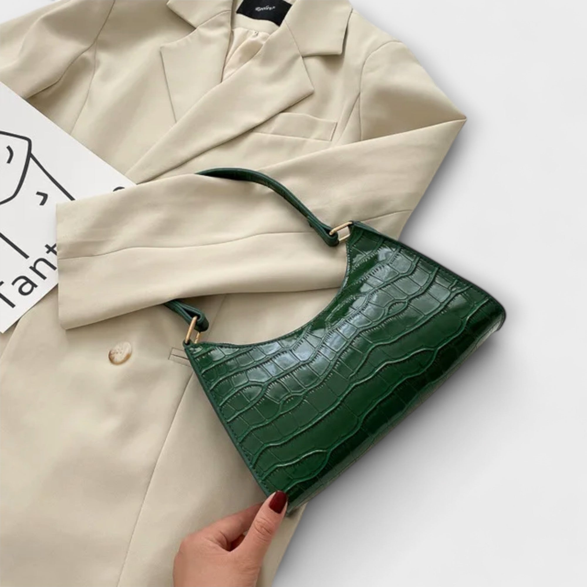 Cécile. - Lesklá kožená taška